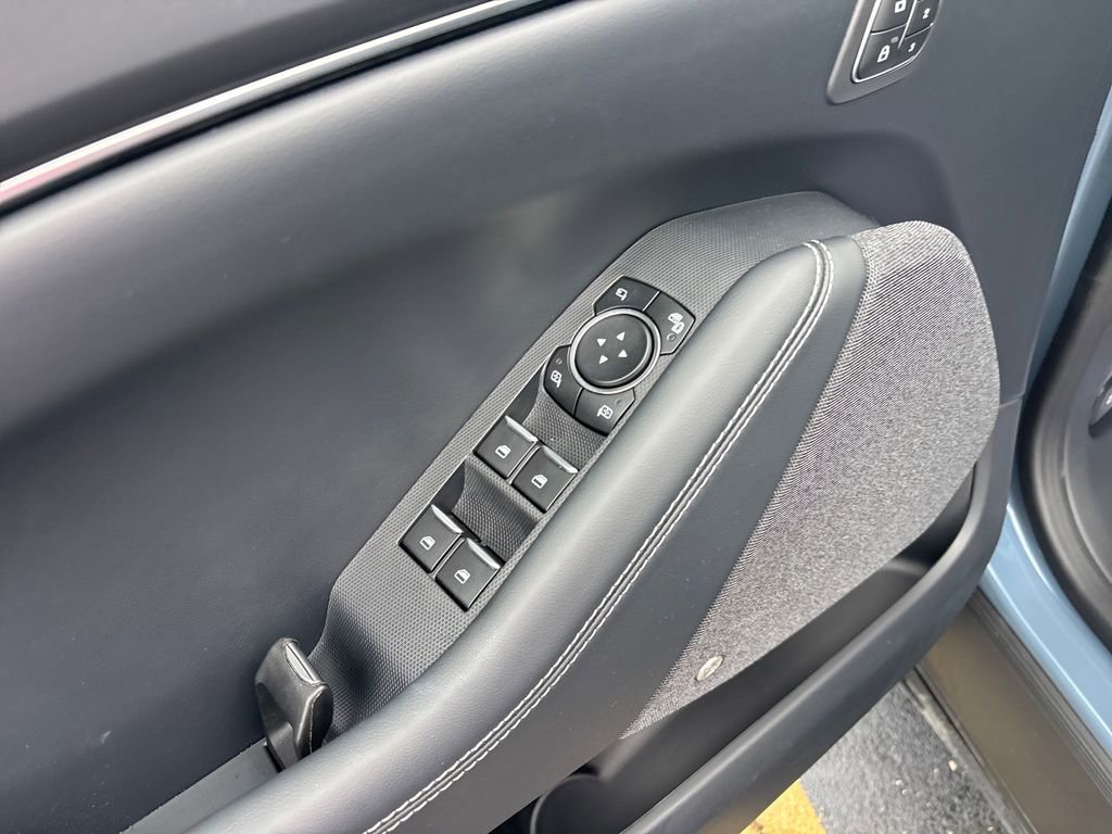 Used 2024 Ford Mustang Mach-E Premium image 24
