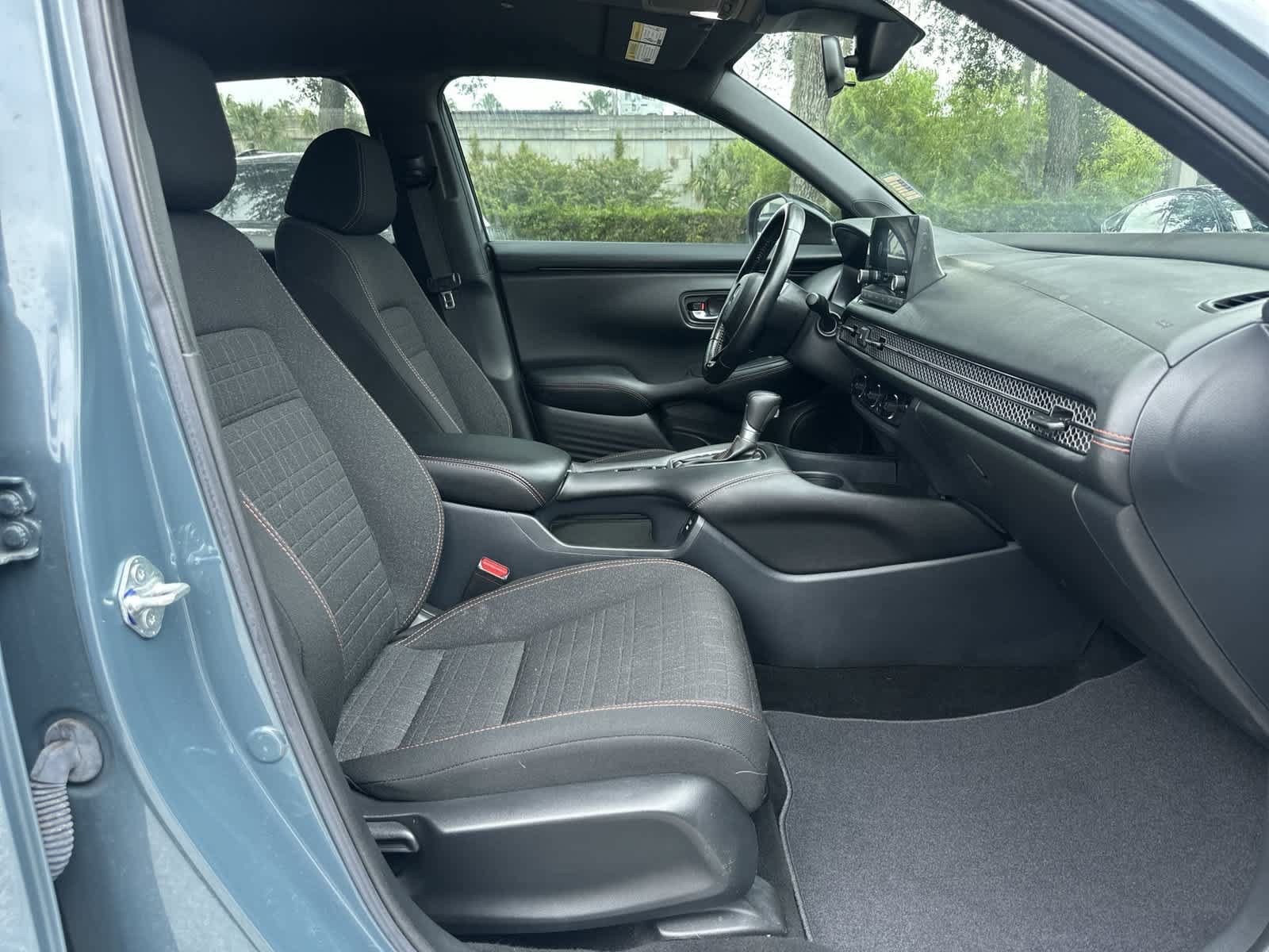 Certified 2025 Honda HR-V Sport image 17