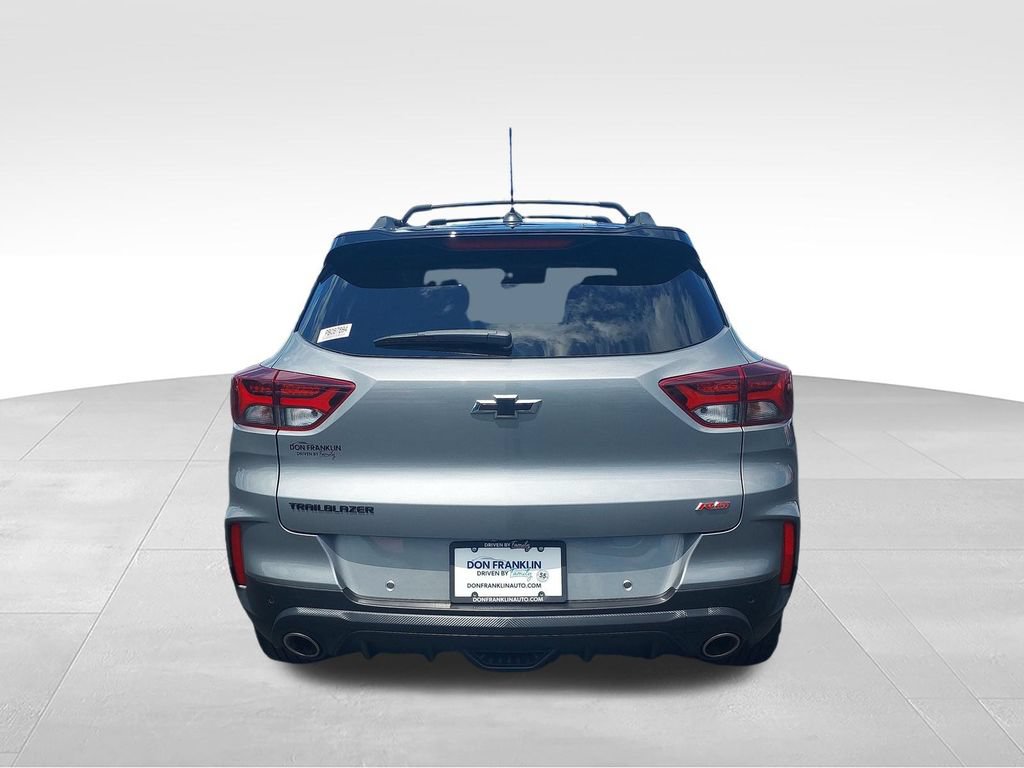 Used 2023 Chevrolet TrailBlazer RS w/ Convenience Package FWD image 4
