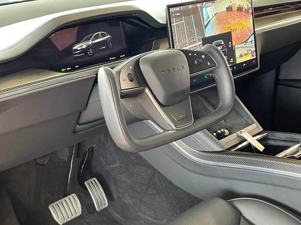 Used 2022 Tesla Model X Plaid image 14