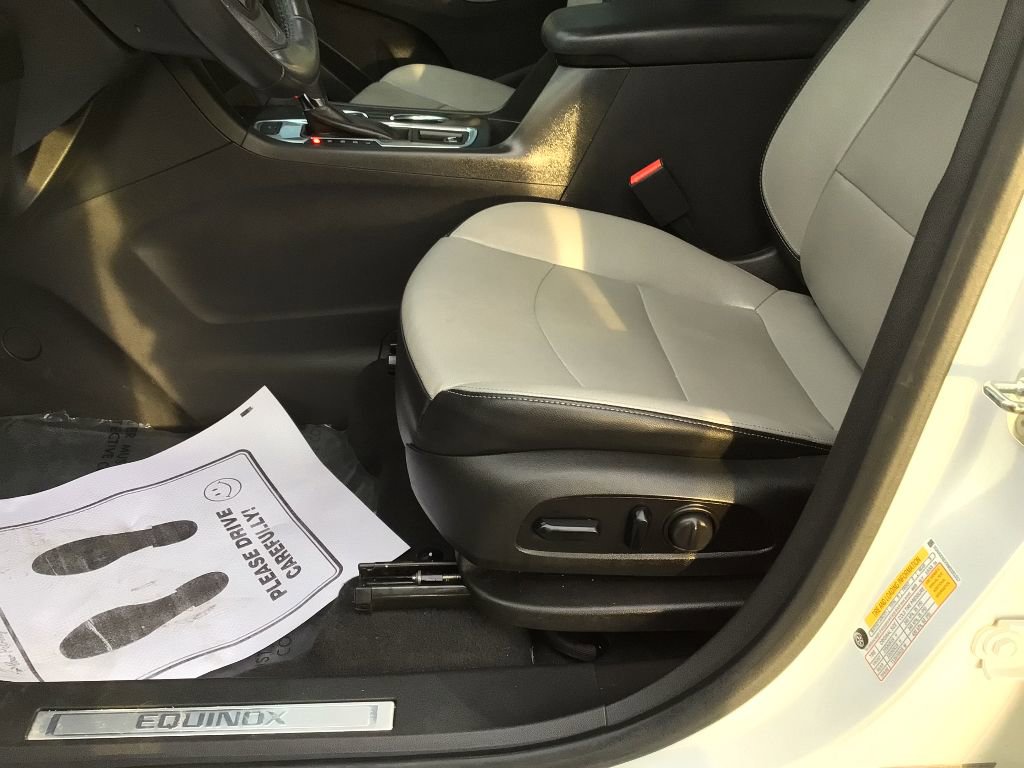 Used 2021 Chevrolet Equinox Premier image 11