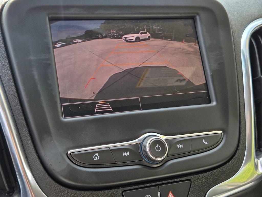 Used 2024 Chevrolet Equinox LS FWD image 23