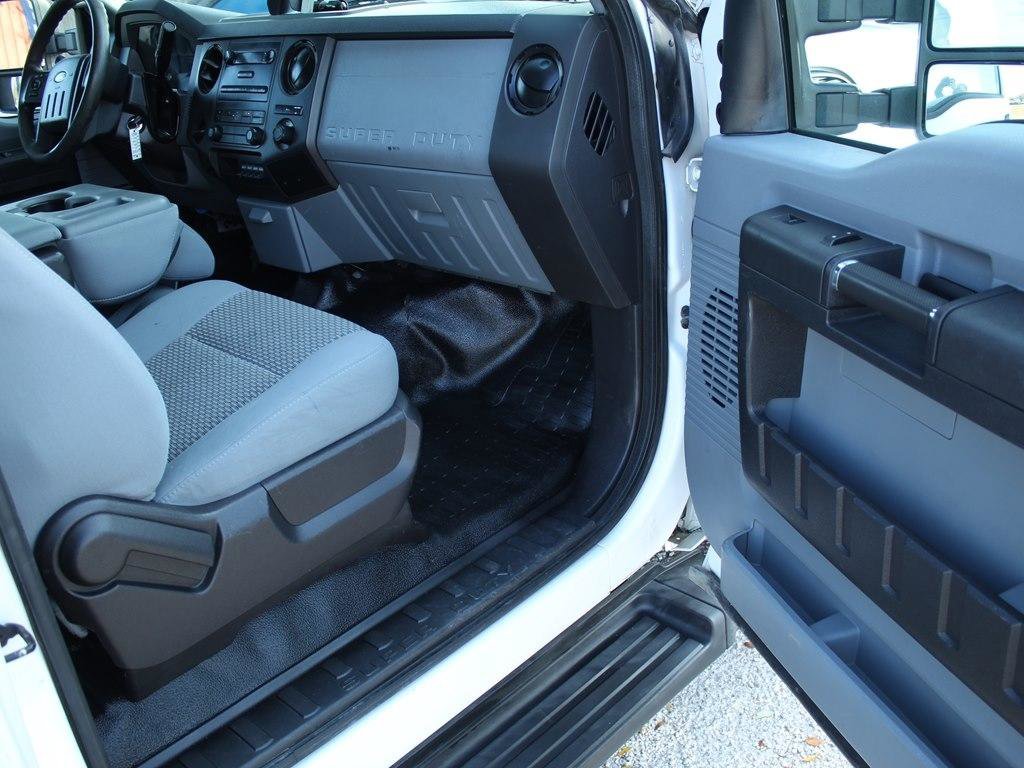 Used 2016 Ford F250 XL w/ Power Equipment Group image 23