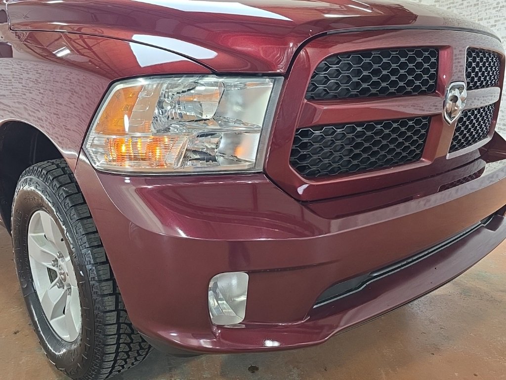 Used 2017 RAM 1500 Express image 10