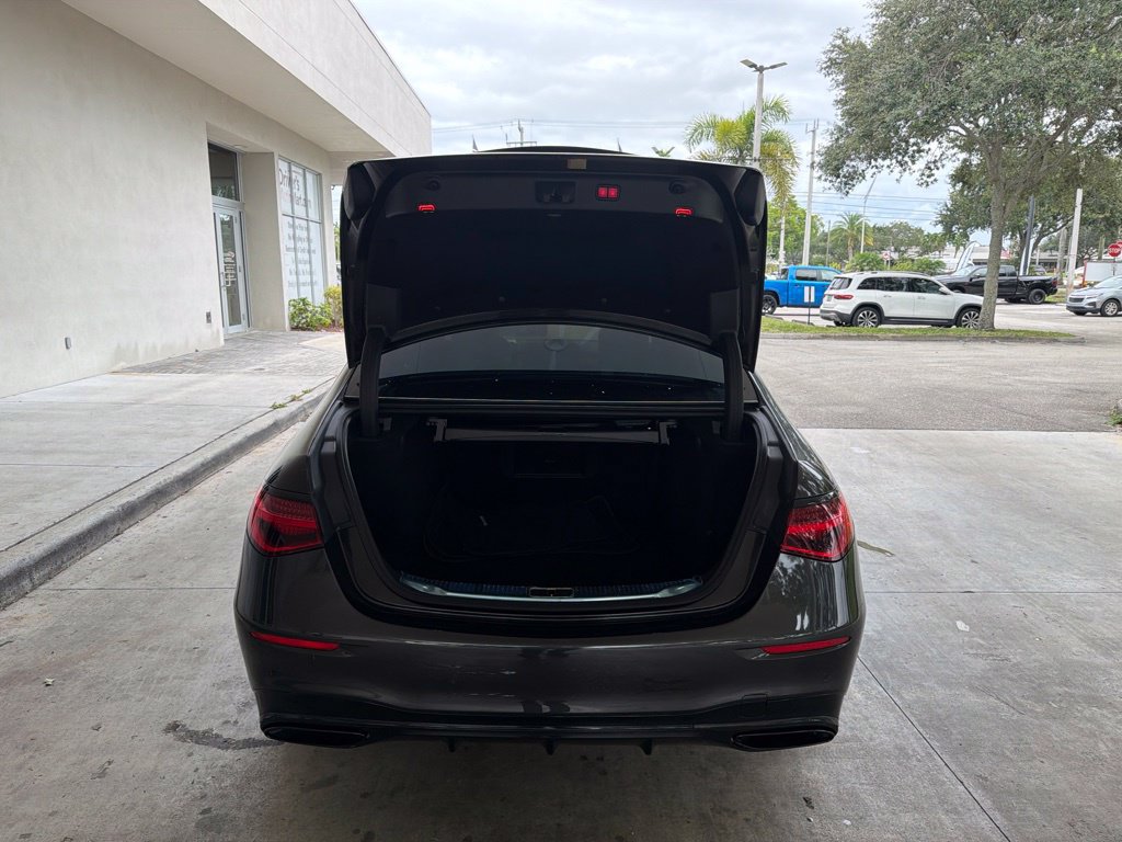 Used 2023 Mercedes-Benz S 500 4MATIC w/ AMG Line image 38