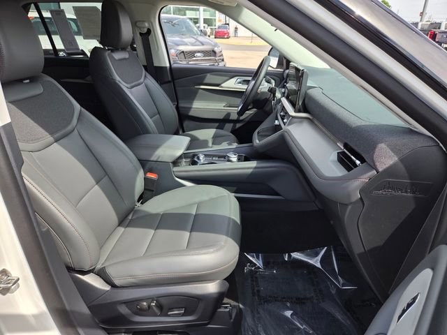 New 2026 Ford Explorer Active RWD image 46