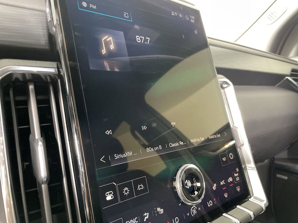 New 2025 GMC Acadia Elevation image 13