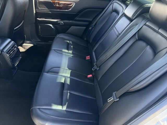 Used 2019 Lincoln Continental Premiere image 19