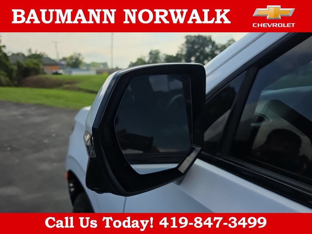 Used 2024 Chevrolet Tahoe RST w/ Luxury Package AWD/4WD image 21