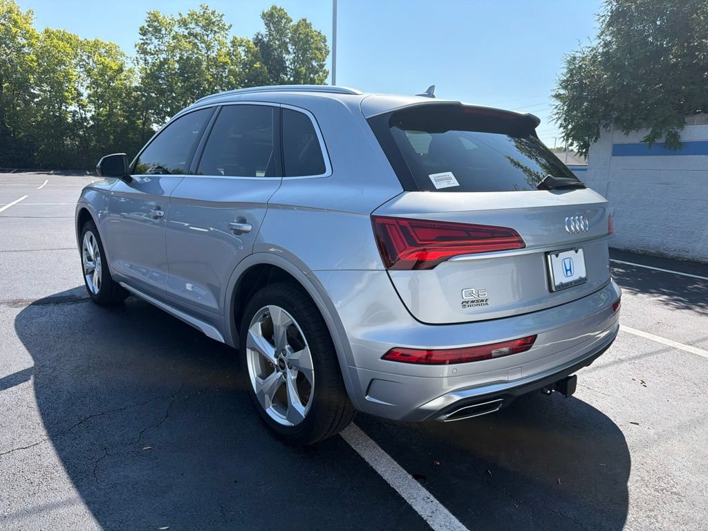 Used 2023 Audi Q5 2.0T Premium Plus w/ Premium Plus Package AWD/4WD image 3