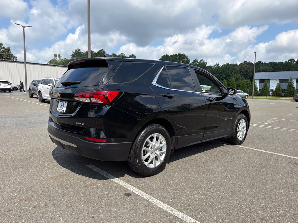 Used 2024 Chevrolet Equinox LT AWD/4WD image 8