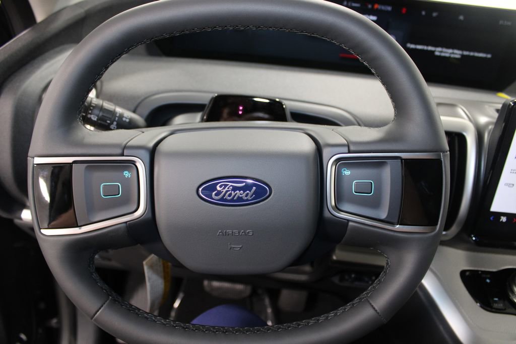 New 2026 Ford Expedition Active RWD image 38