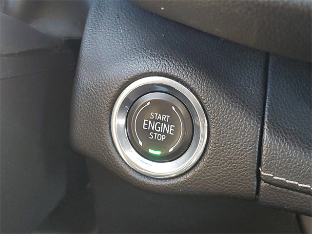 Used 2021 Buick Envision Essence w/ Sport Touring Package image 25