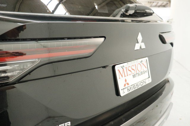New 2026 Mitsubishi Outlander SE FWD image 4
