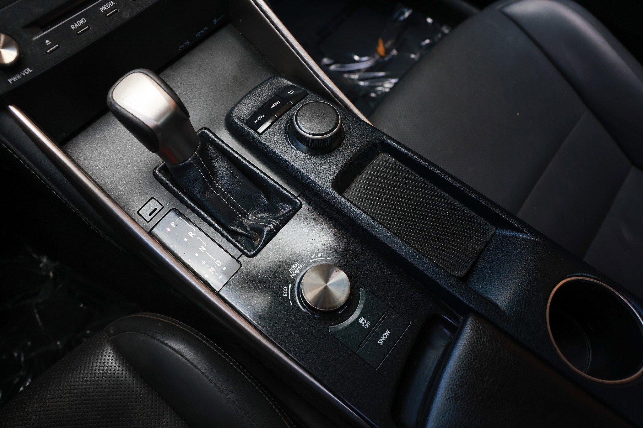 Used 2016 Lexus IS 200t image 41