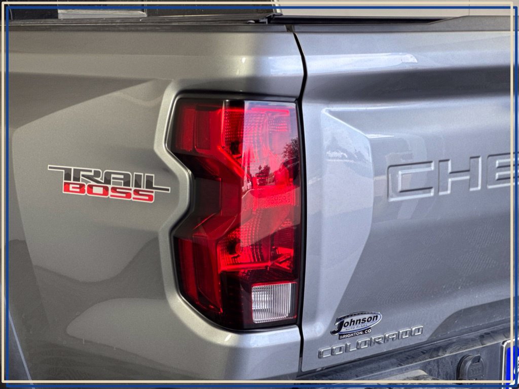 Certified 2025 Chevrolet Colorado Trail Boss AWD/4WD image 13