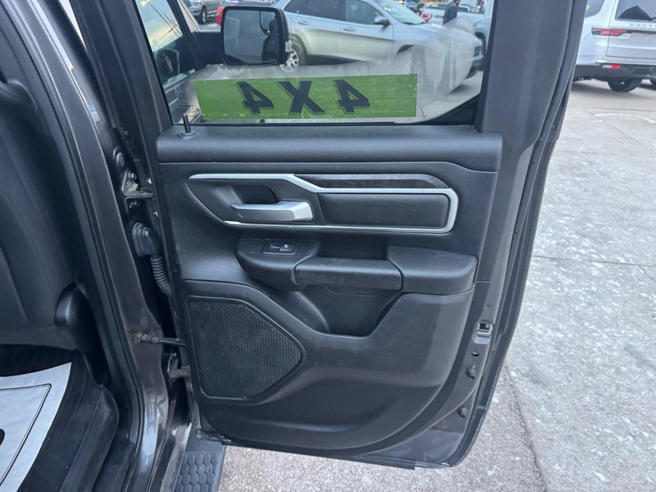 Used 2020 RAM 1500 Big Horn AWD/4WD image 16