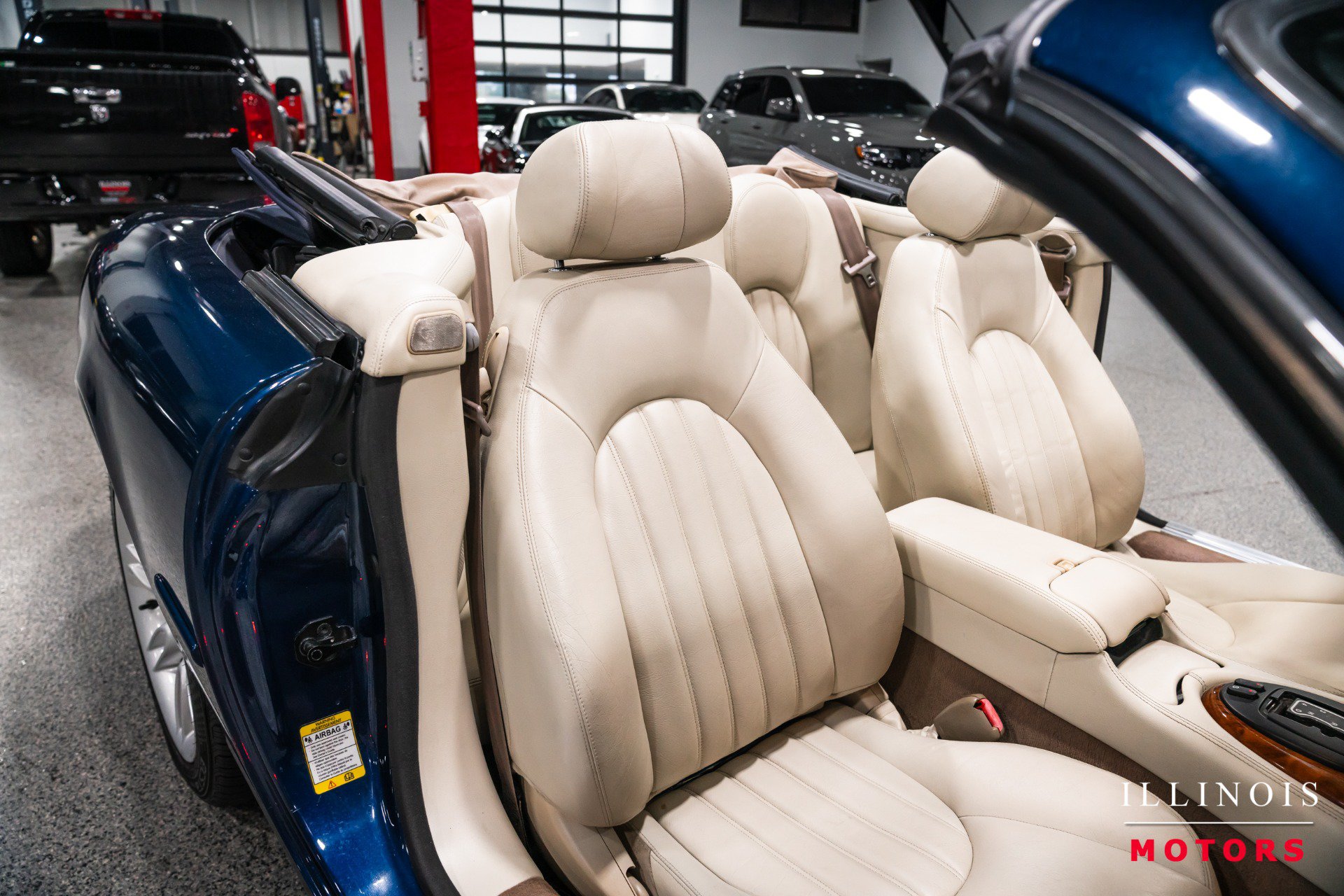 Used 2002 Jaguar XK8 Convertible RWD image 26