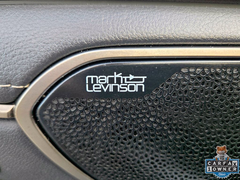 Used 2021 Lexus ES 300h Ultra Luxury w/ Accessory Package FWD image 28