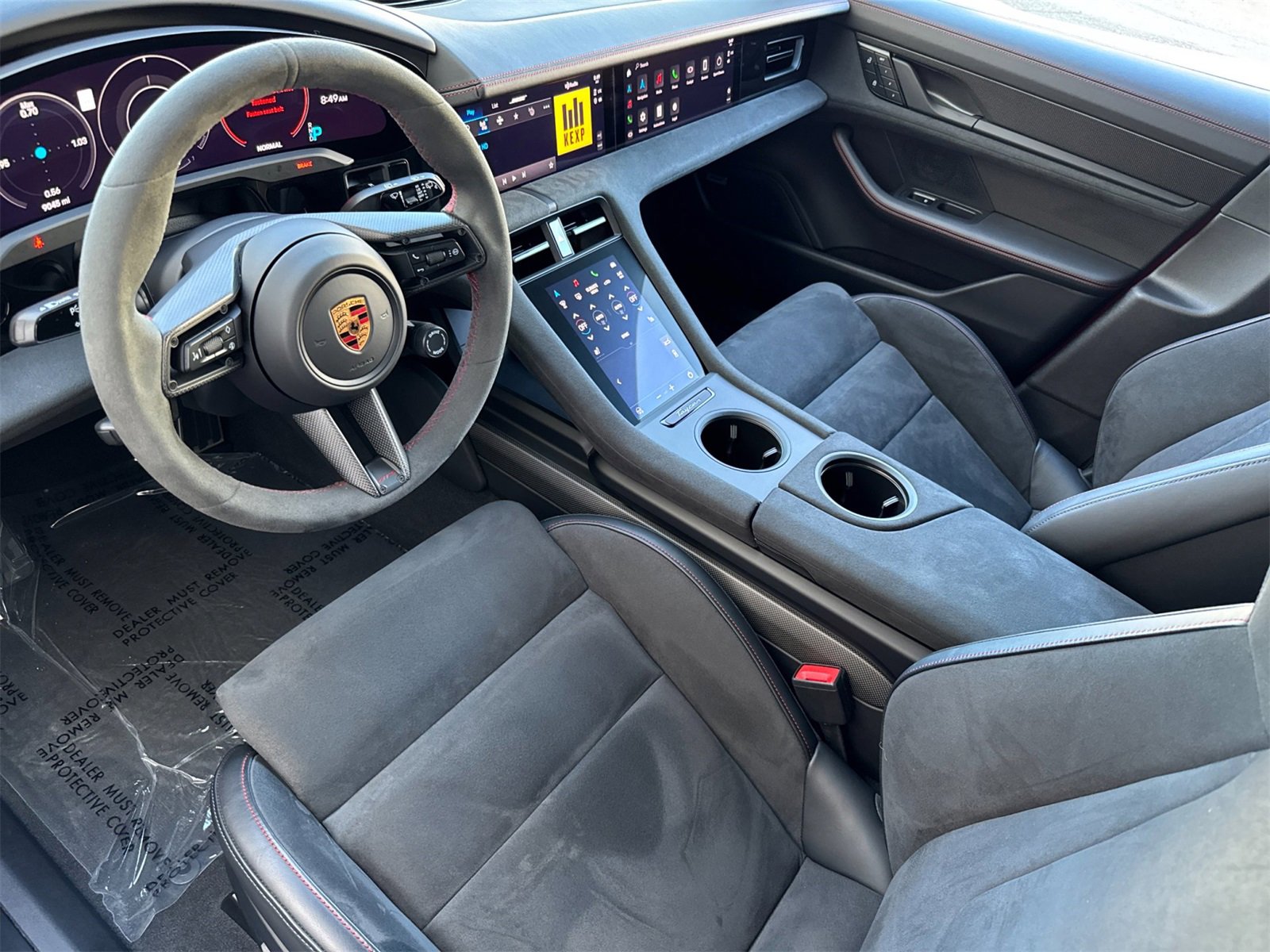 Used 2024 Porsche Taycan GTS image 4