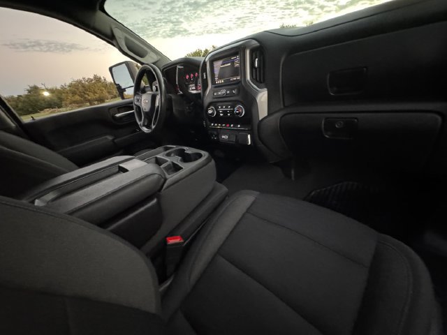 Used 2024 Chevrolet Silverado 2500 Custom w/ Custom Value Package AWD/4WD image 31