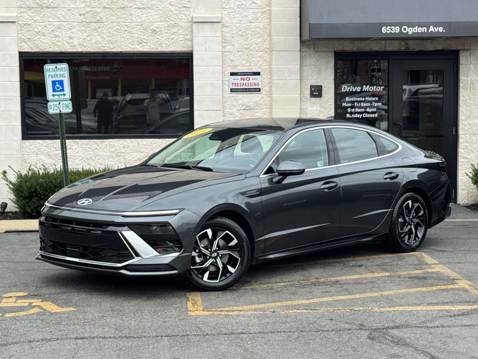 Used 2025 Hyundai Sonata SEL AWD/4WD image 4