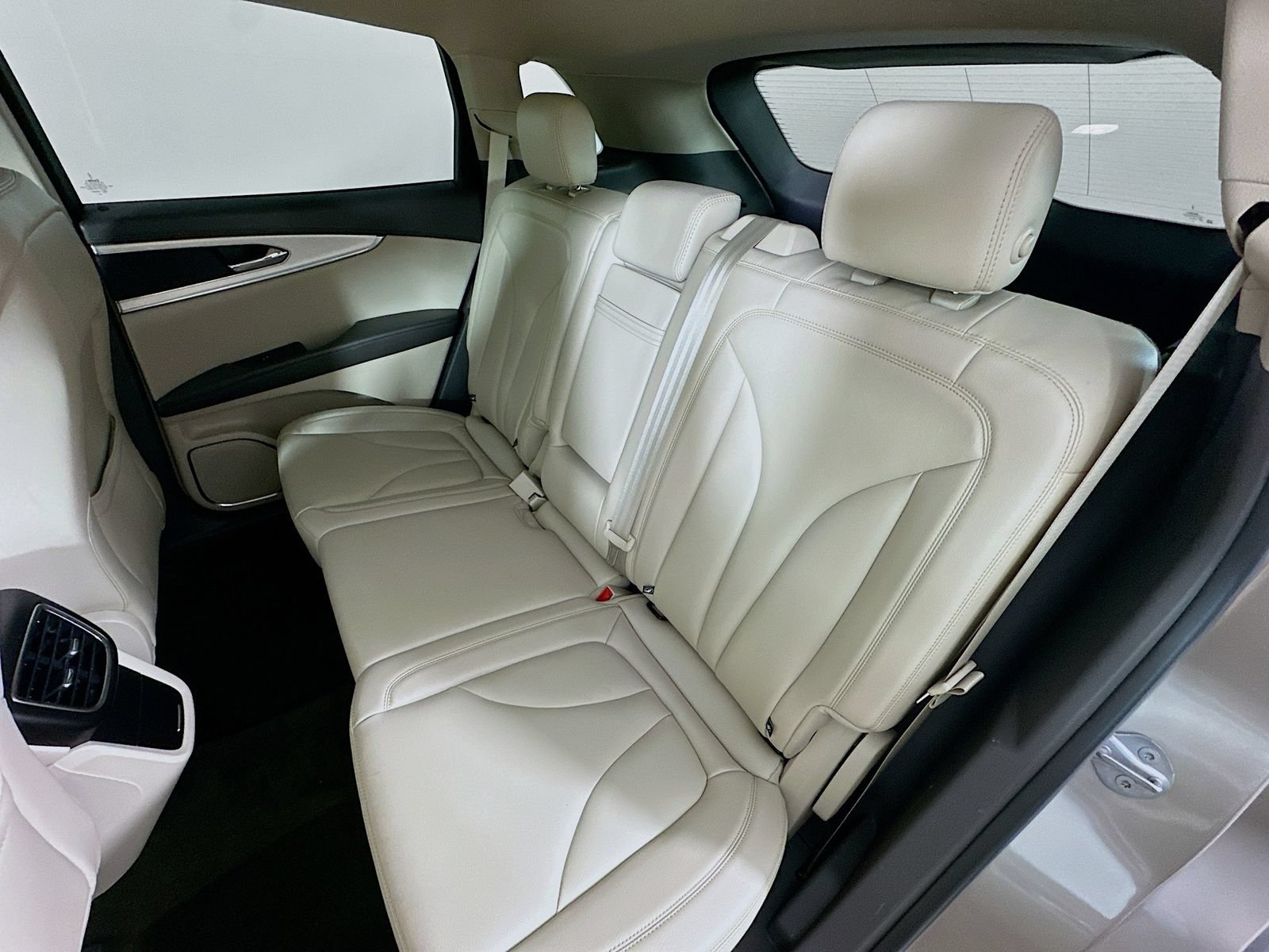 Used 2019 Lincoln Nautilus FWD image 34