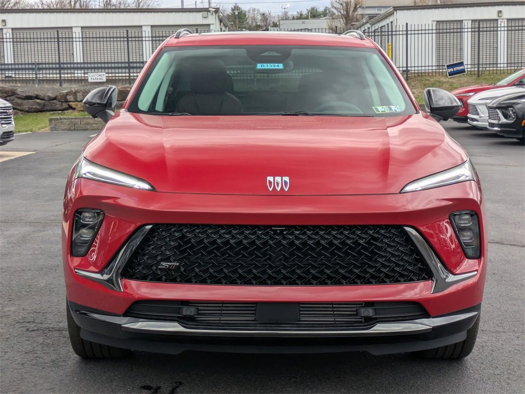 New 2025 Buick Envision Sport Touring image 2