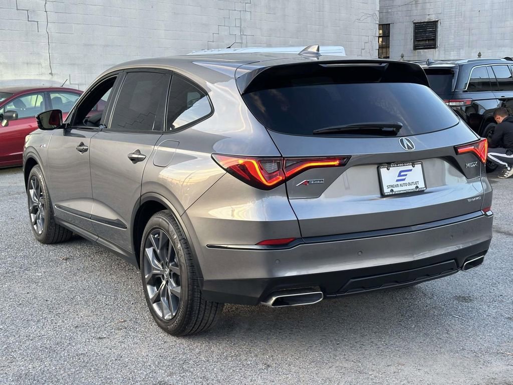 Used 2023 Acura MDX A-Spec image 8
