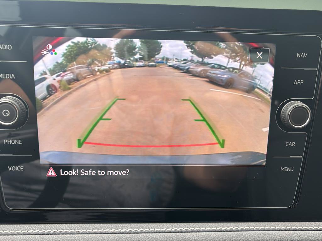 New 2026 Volkswagen Jetta SEL FWD image 25