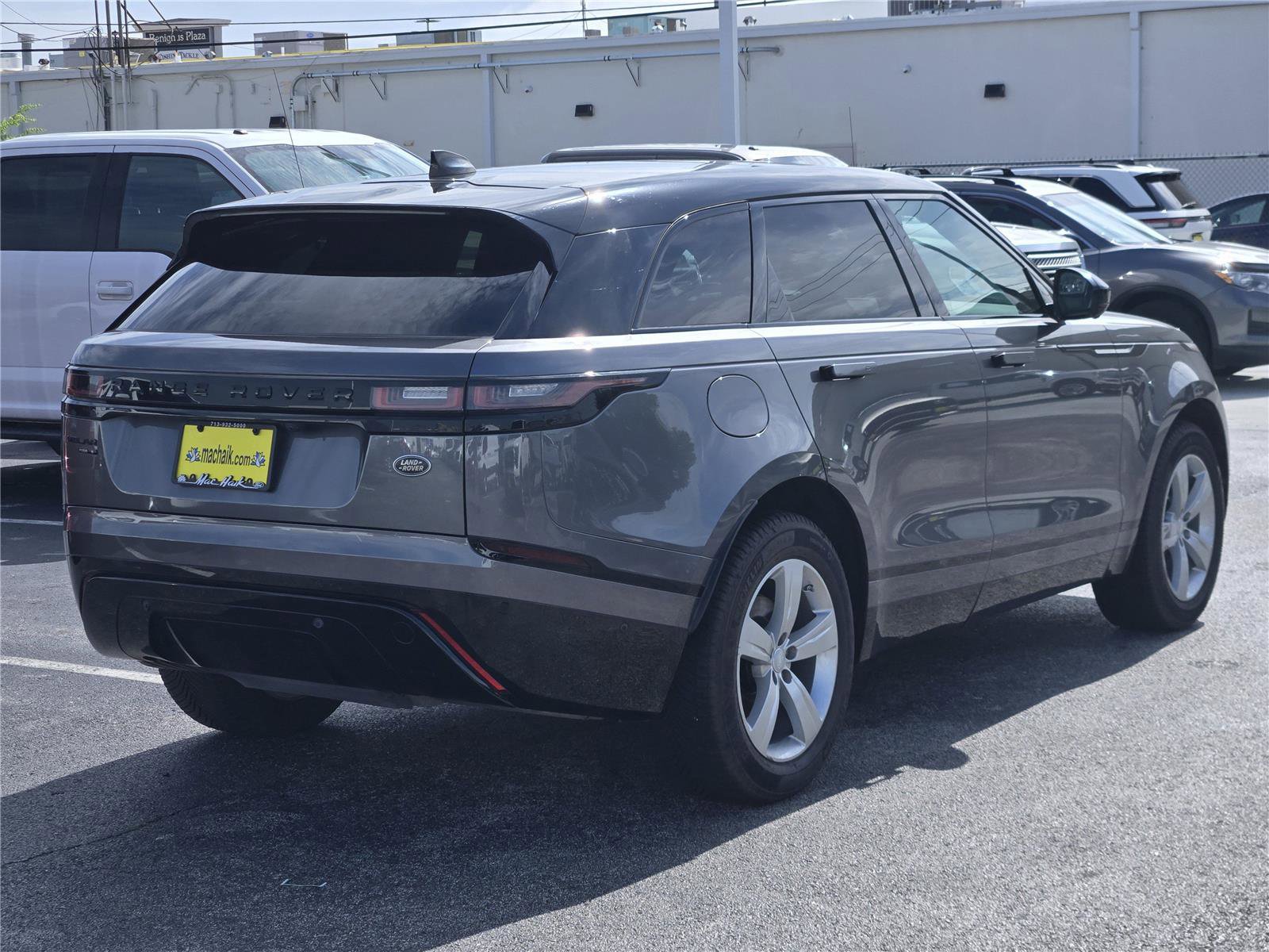 Used 2019 Land Rover Range Rover Velar S AWD/4WD image 8