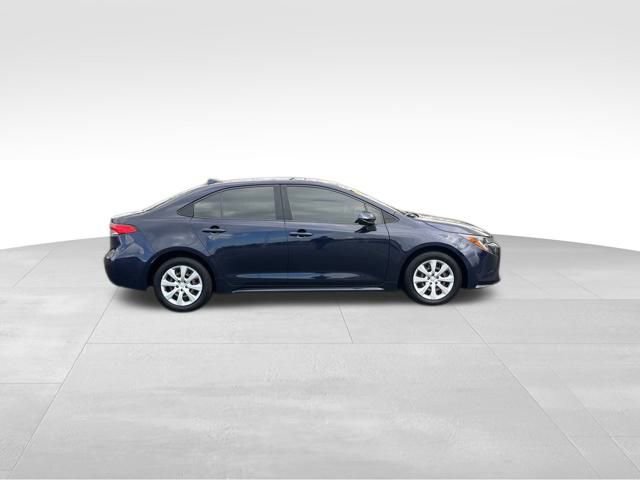 Used 2020 Toyota Corolla LE image 6