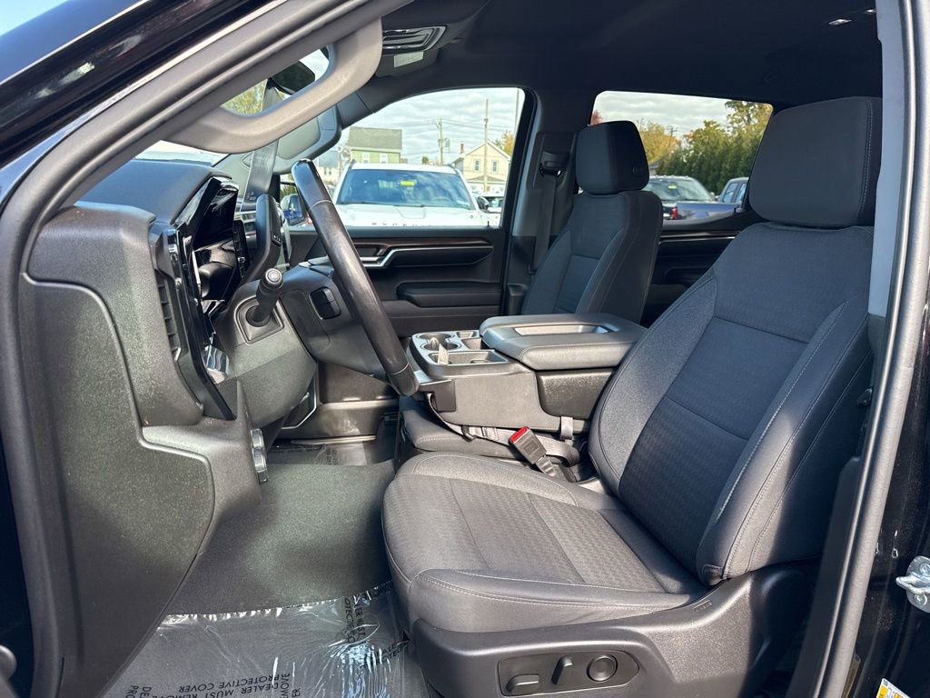 Used 2022 Chevrolet Silverado 1500 LT image 13