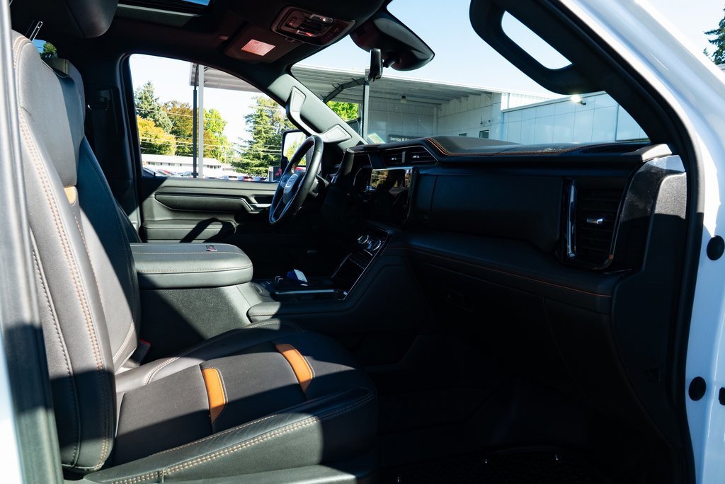 Used 2024 GMC Sierra 2500 AT4 w/ Technology Package image 26