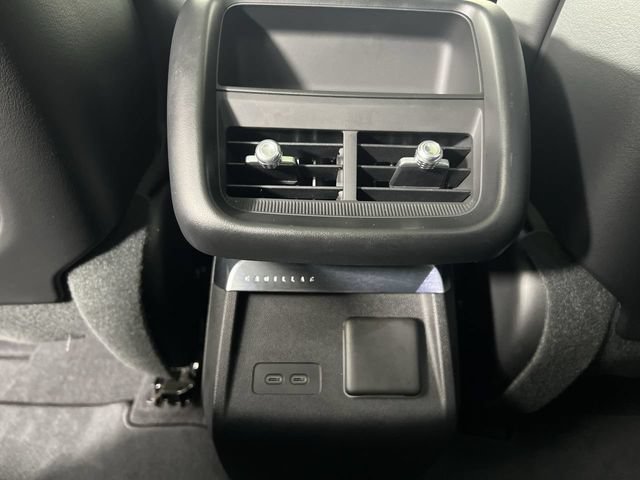Used 2023 Cadillac Lyriq 2WD image 22