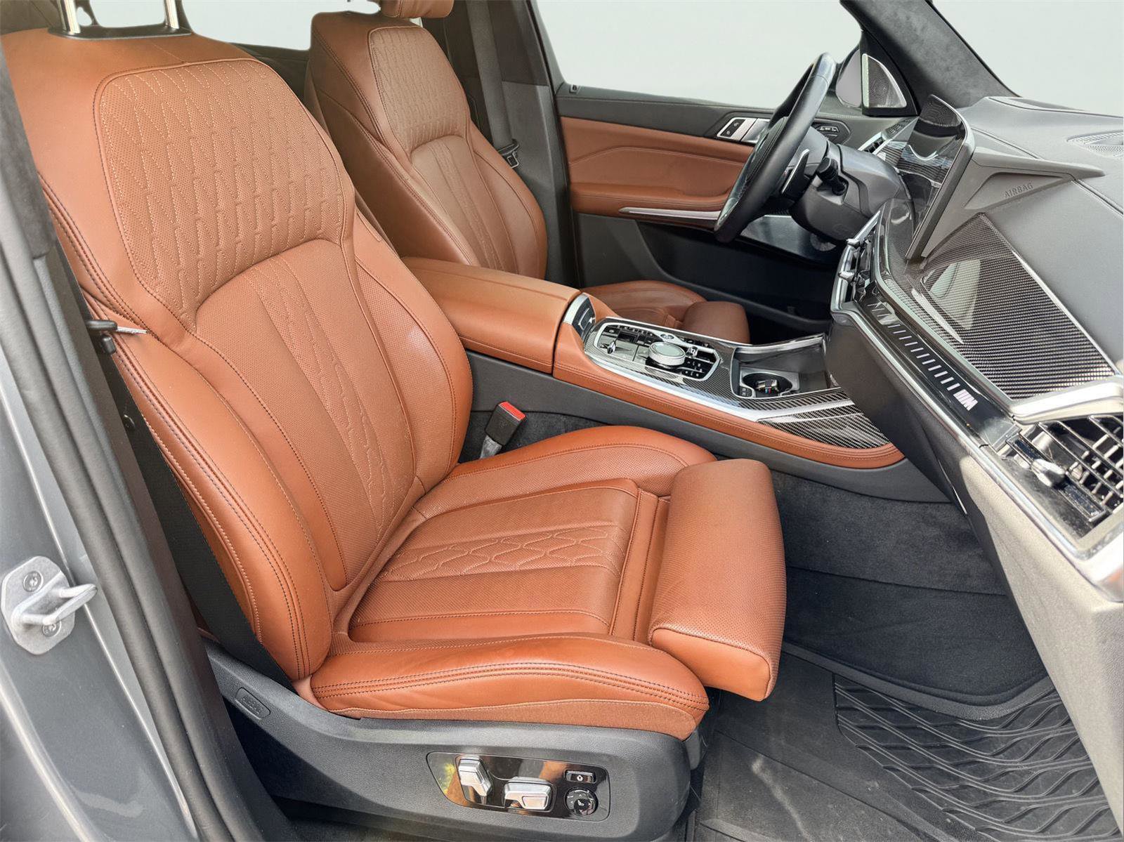 Used 2025 BMW X7 M60i image 20