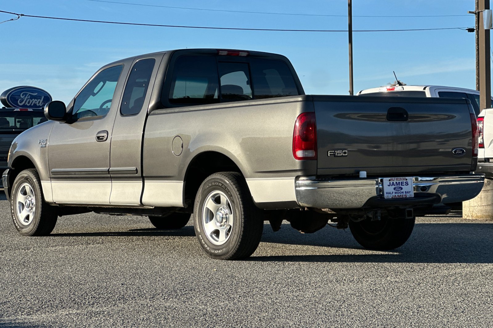 Used 2002 Ford F150 XLT RWD image 3