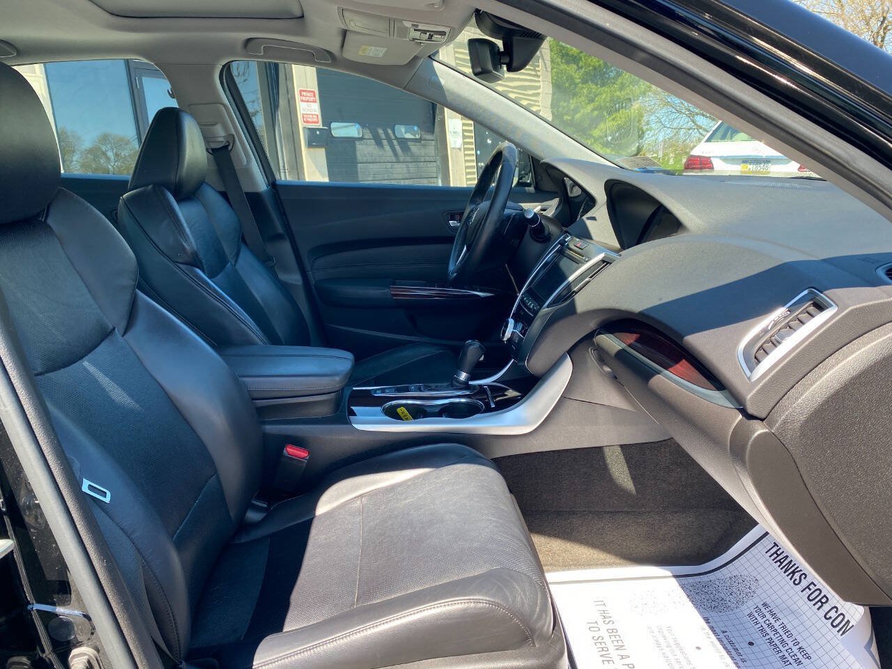 Used 2015 Acura TLX w/ Technology Package FWD image 31