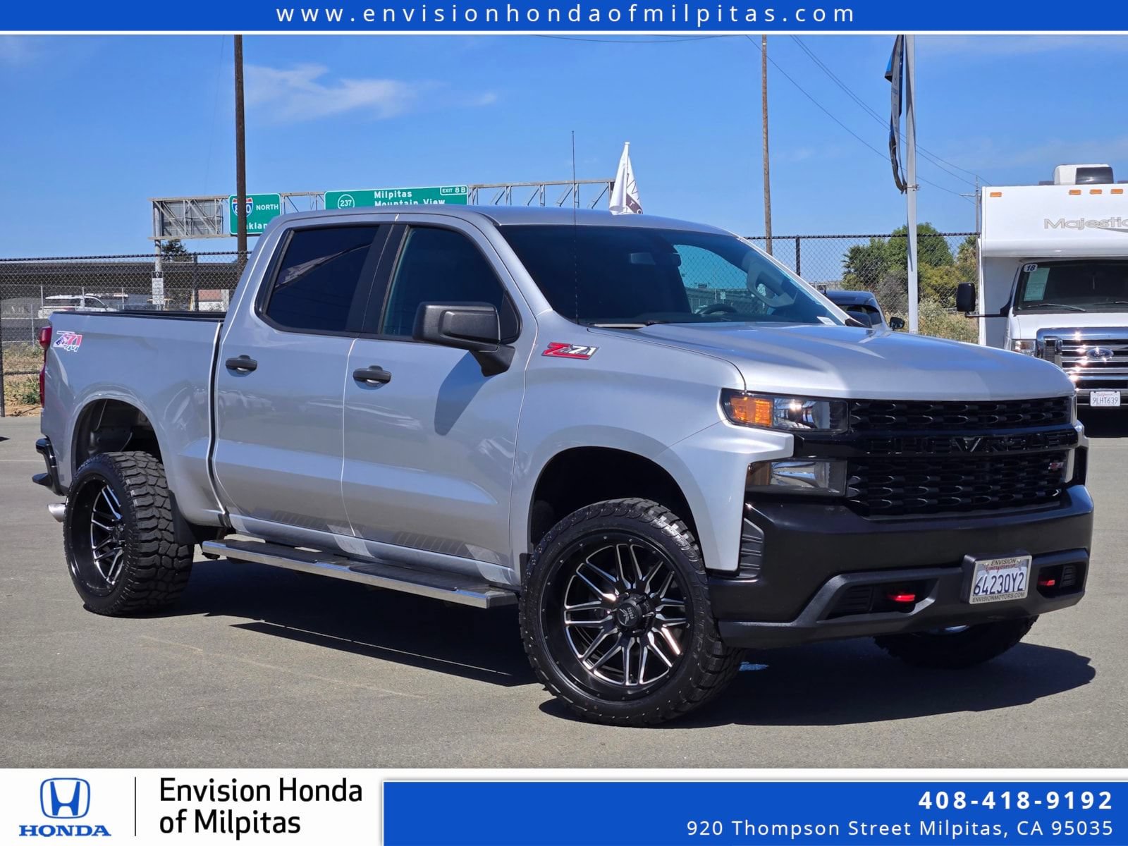 Used 2019 Chevrolet Silverado 1500 Custom Trail Boss w/ Custom Convenience Package AWD/4WD image 1