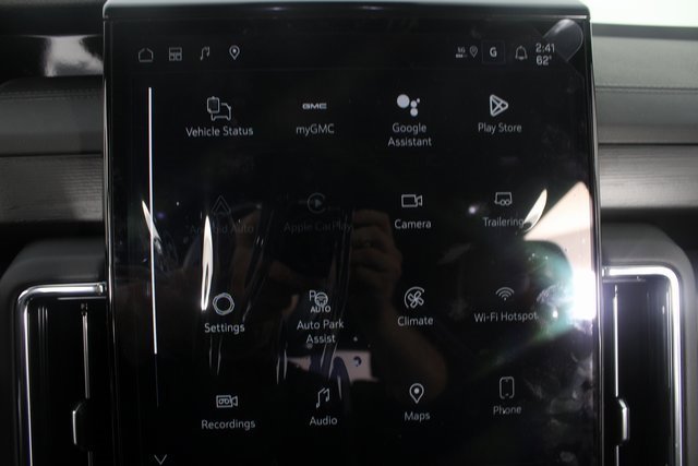 New 2026 GMC Yukon XL Denali w/ Sun & Power Step Package image 5