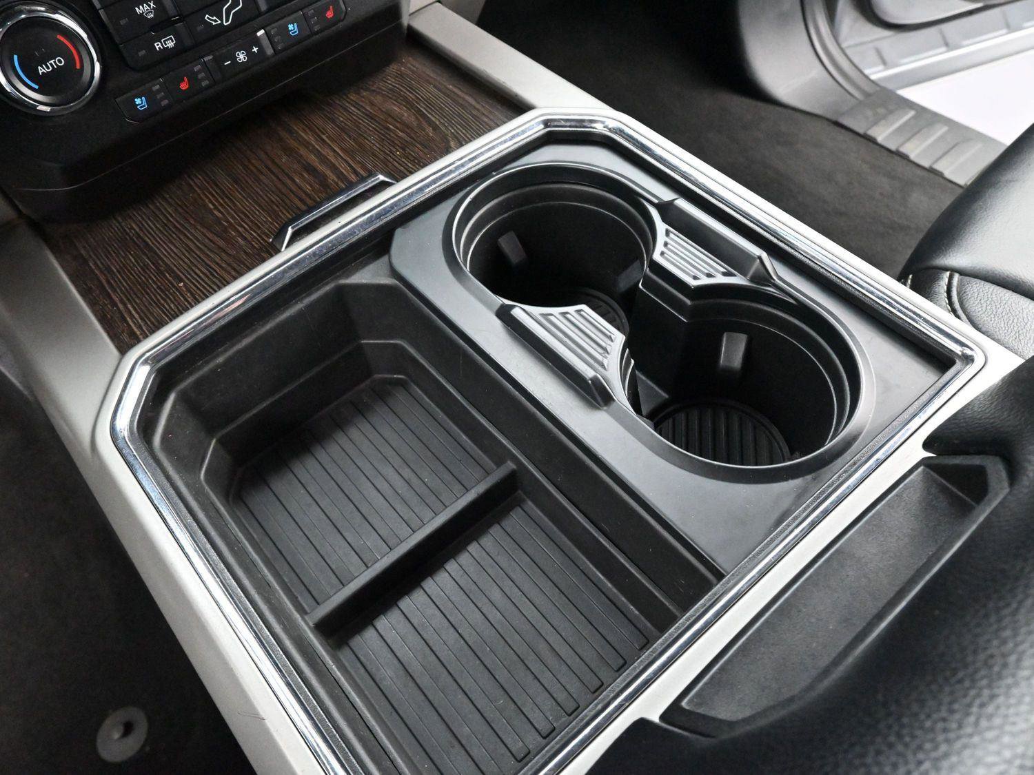 Used 2020 Ford F350 Lariat w/ Lariat Value Package image 25