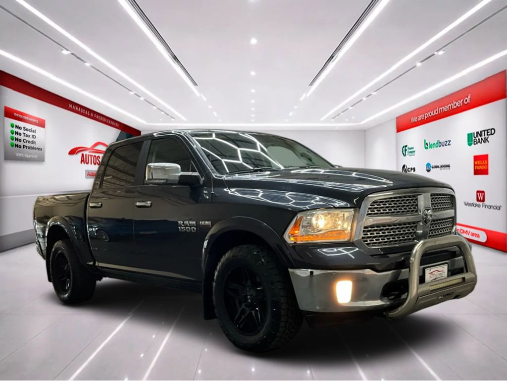 Used 2016 RAM 1500 Laramie w/ Convenience Group AWD/4WD image 2
