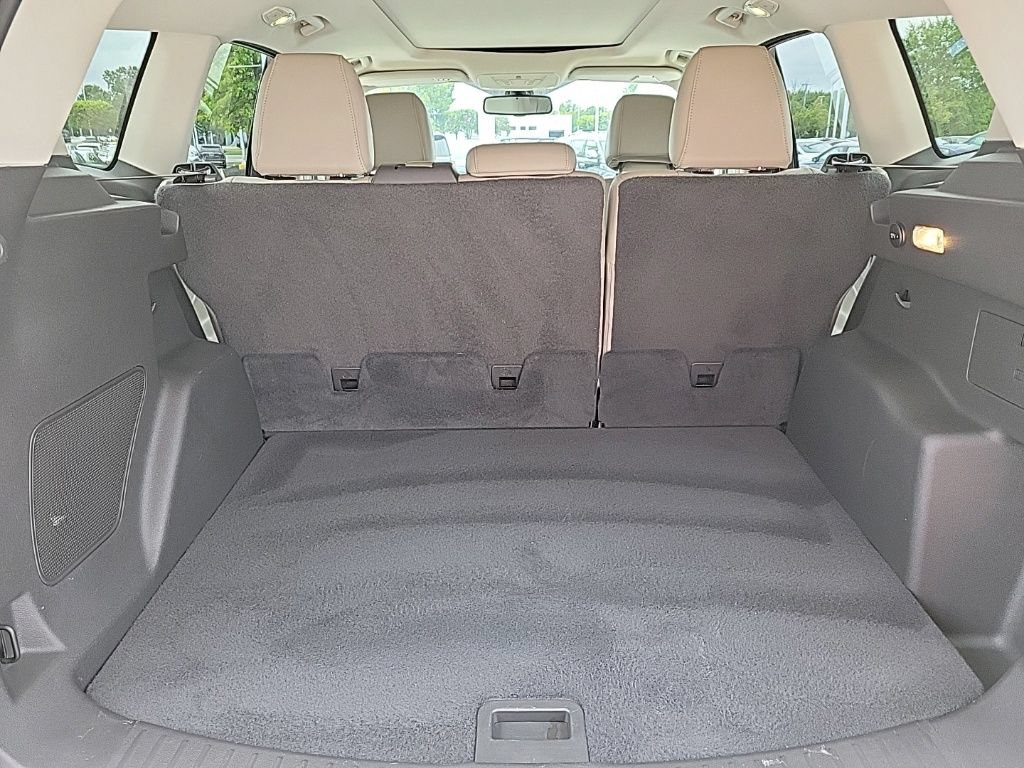 Used 2017 Ford Escape Titanium AWD/4WD image 18