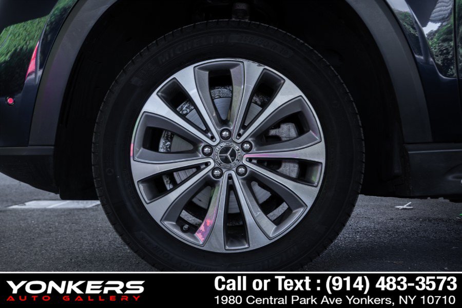 Used 2022 Mercedes-Benz GLE 350 4MATIC w/ Premium Package image 47