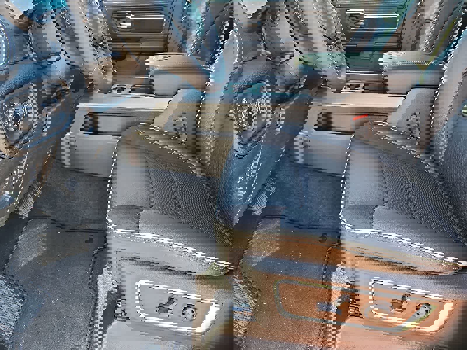 New 2026 RAM 1500 Laramie image 17