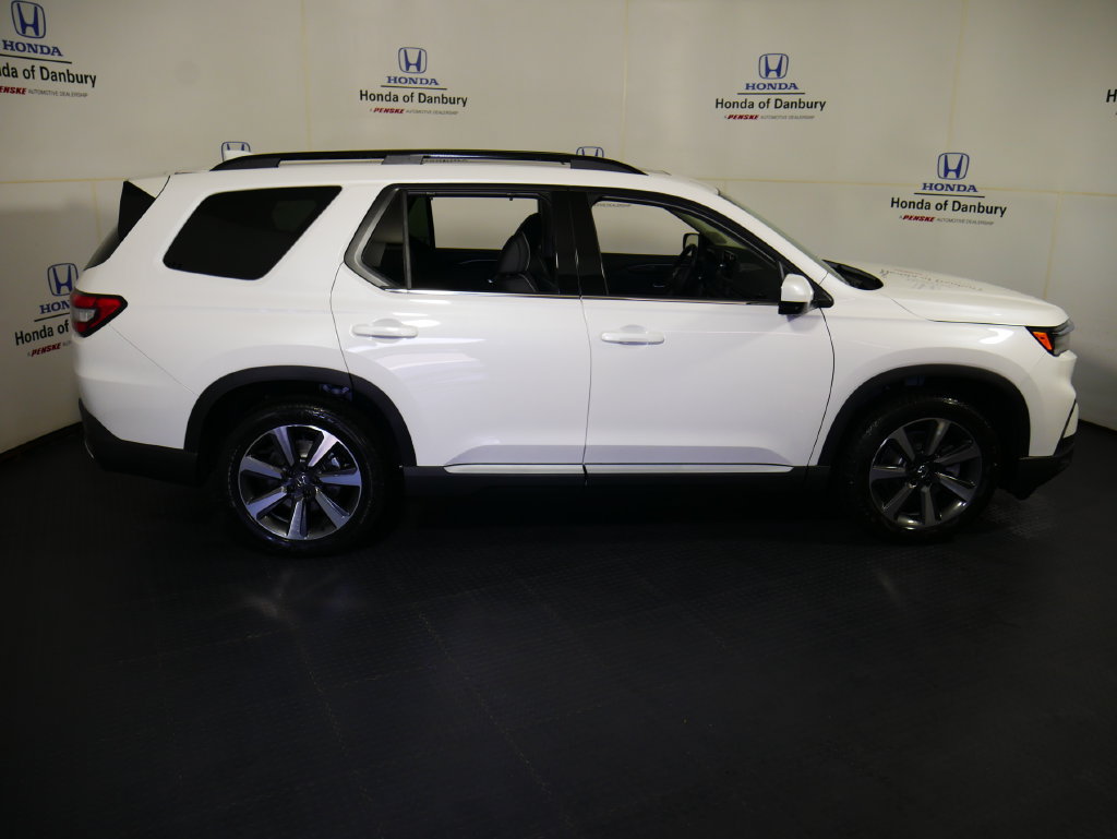 New 2026 Honda Pilot Elite image 3