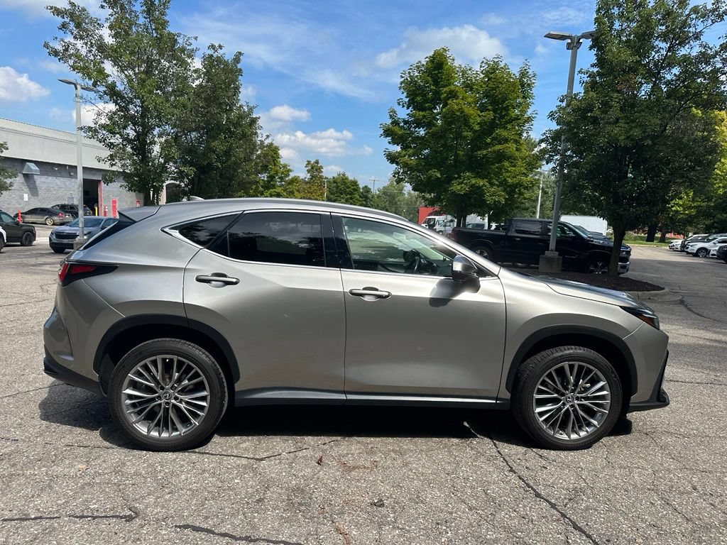 Used 2022 Lexus NX 350h AWD w/ Vision Package image 6