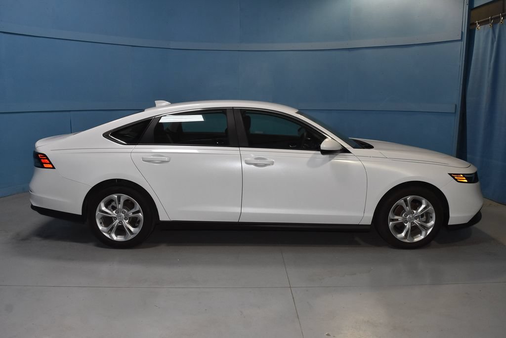 Used 2023 Honda Accord LX image 20