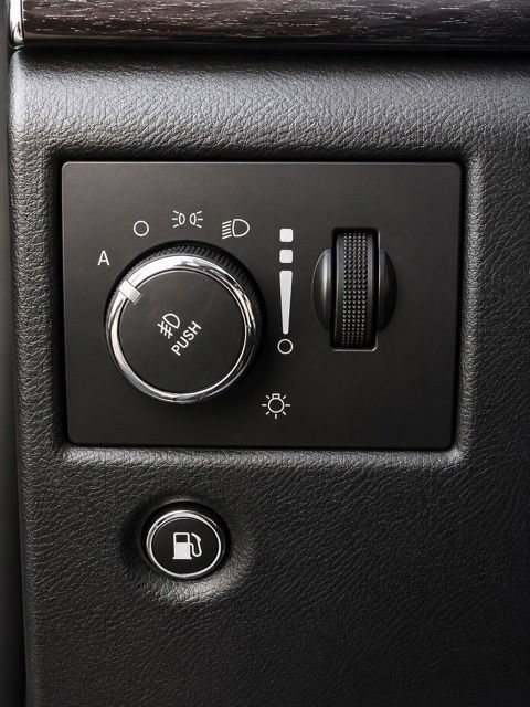 Used 2018 Jeep Grand Cherokee Laredo AWD/4WD image 16