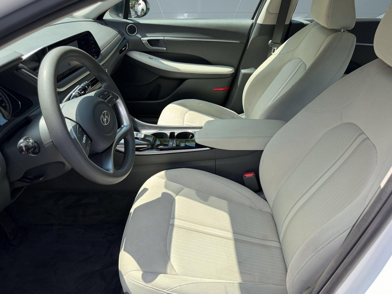 Used 2023 Hyundai Sonata SEL w/ Cargo Package FWD image 5